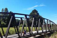 Geh- und Radbrücke Bogen über die Staatsstraße St 2139  in Bärndorf