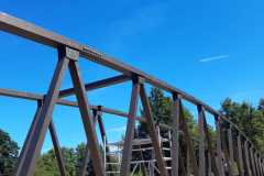 Geh- und Radbrücke Bogen über die Staatsstraße St 2139  in Bärndorf