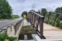 Geh- und Radbrücke Bogen über die Staatsstraße St 2139  in Bärndorf
